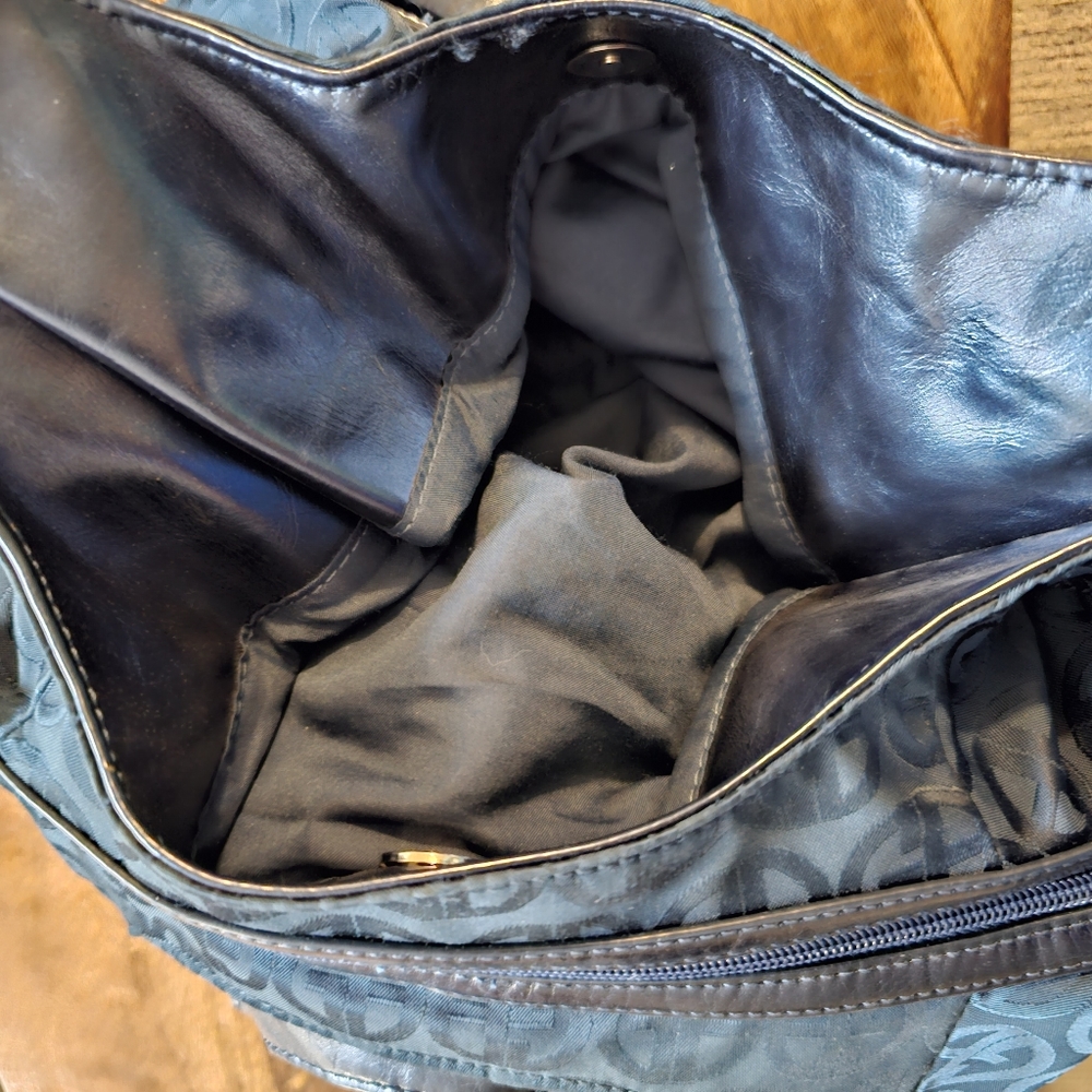 Navy Giani Bernini Shoulder Bag - Picture 5 of 6